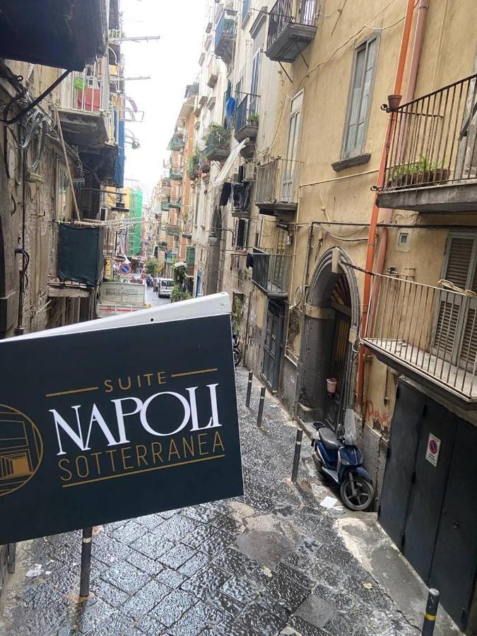Suite Napoli Sotterranea Con Vasca Idromassaggio Exterior photo