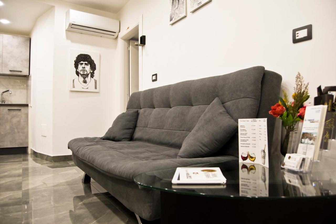 Suite Napoli Sotterranea Con Vasca Idromassaggio Exterior photo